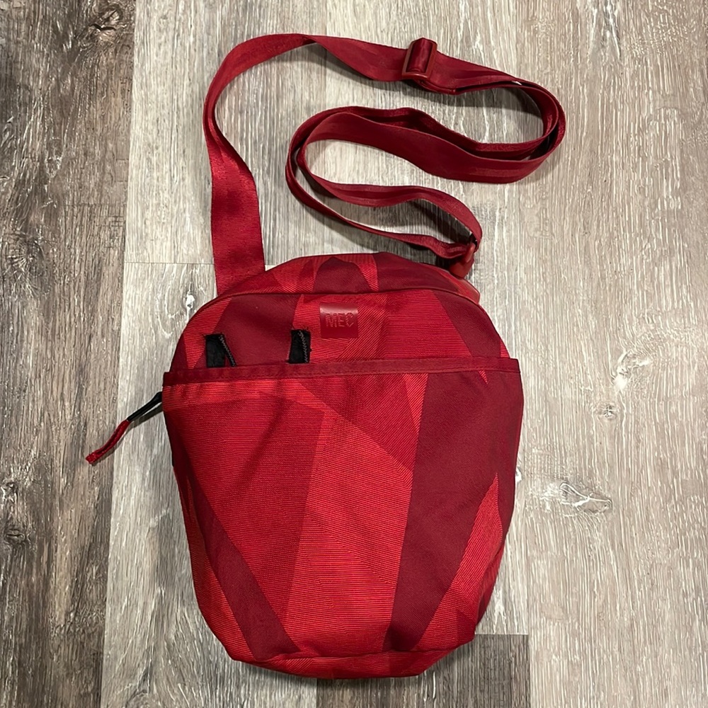 MEC Mountain Equipment CO OP Incept Shoulder Bag